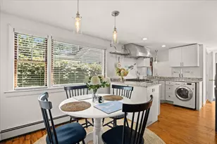21 Harborview Dr, Falmouth, MA 02536 - Photo 9