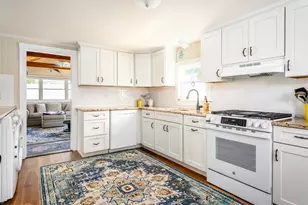 36 Fourth Ave, Barnstable, MA 02672 - Photo 11