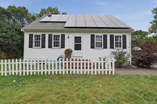 19 Louise Ln, Falmouth, MA 02536 - Photo 3