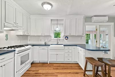 2019 Main Street, Barnstable, MA 02648 - Photo 11