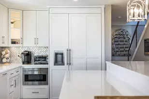 87 Oyster Pond Rd, Falmouth, MA 02540 - Photo 9