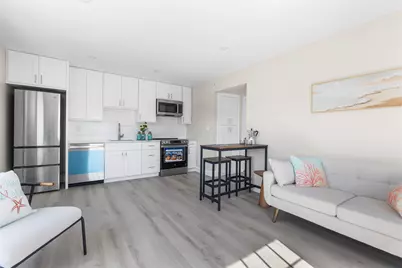 112 W Main Street #4, Barnstable, MA 02601 - Photo 3