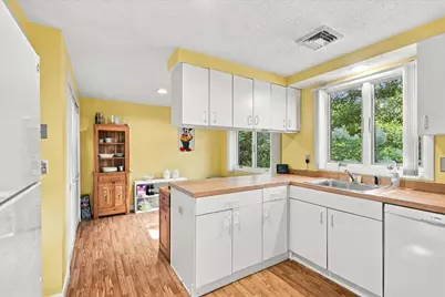 14 Woodrise Road #UNIT 14, Falmouth, MA 02540 - Photo 7