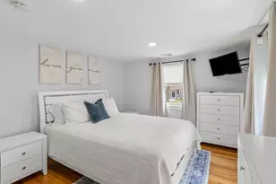 129 Longview Dr, Barnstable, MA 02632 - Photo 19