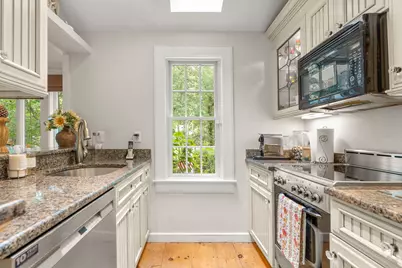 28 Flying Cloud Circle #UNIT 28, Mashpee, MA 02649 - Photo 5