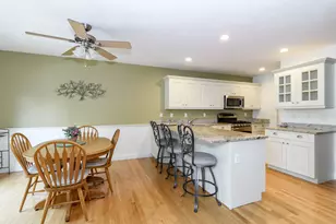2 Candleberry Ct, Bourne, MA 02532 - Photo 3
