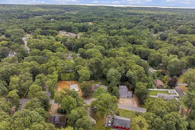 35 Pinecrest Beach Drive, Falmouth, MA 02540 - Photo 13