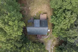 35 Pinecrest Beach Dr, Falmouth, MA 02540 - Photo 11