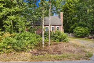 35 Pinecrest Beach Dr, Falmouth, MA 02540 - Photo 3