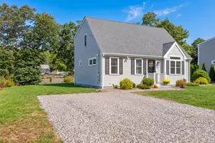 140 Broken Bow Ln, Falmouth, MA 02536 - Photo 21