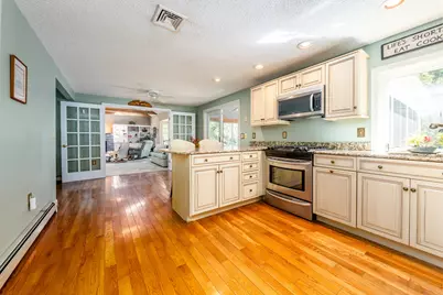 10 Oxfordshire Place, Mashpee, MA 02649 - Photo 5