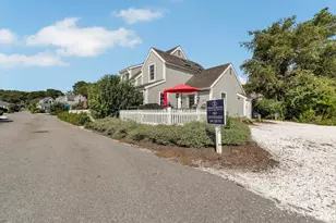 2 Cliffside Ln, Mashpee, MA 02649 - Photo 3