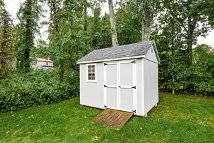10 Courtland Dr, Sandwich, MA 02537 - Photo 9