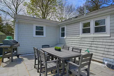 32 Washington Avenue, Barnstable, MA 02601 - Photo 19