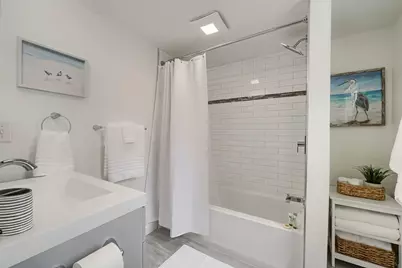 32 Washington Avenue, Barnstable, MA 02601 - Photo 15