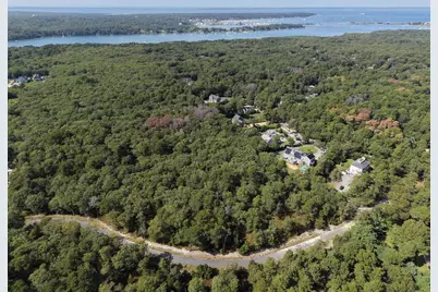 11 Sages Way, Oak Bluffs, MA 02557 - Photo 3