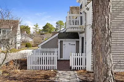 4 Hyannis Point Road #UNIT 4, Mashpee, MA 02649 - Photo 7