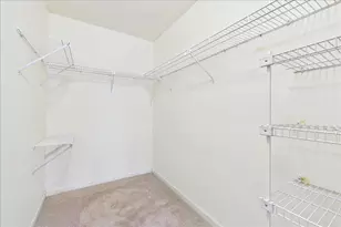 4975 Washington St, Boston, MA 02132 - Photo 25