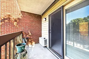 4975 Washington St, Boston, MA 02132 - Photo 27