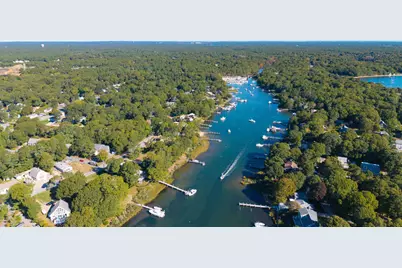 82 Edgewater Drive, Falmouth, MA 02536 - Photo 7