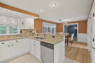 19 Maple St, Mashpee, MA 02649 - Photo 17