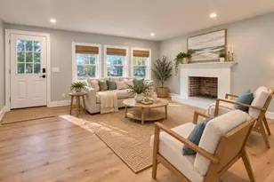 562 Mariner Cir, Barnstable, MA 02635 - Photo 3