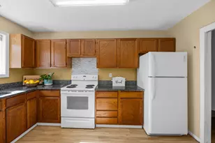 65 Round House Rd, Bourne, MA 02532 - Photo 11