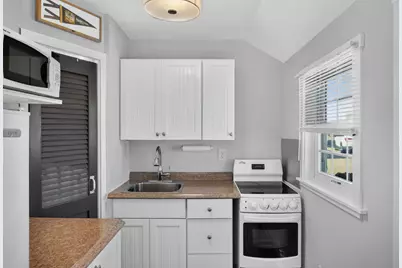 642 Shore Road #Unit 3, Truro, MA 02652 - Photo 13