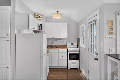 642 Shore Road #Unit 3, Truro, MA 02652 - Photo 11