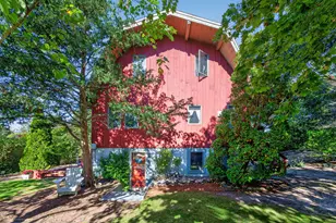 25 Snows Ln, Provincetown, MA 02657 - Photo 3