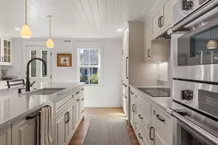 6 Washington Ave, Provincetown, MA 02657 - Photo 17