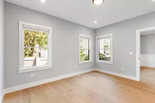 113 Beacon St, Somerville, MA 02143 - Photo 23