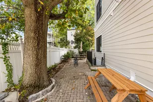 113 Beacon St, Somerville, MA 02143 - Photo 39