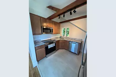 53 Bar Neck Road #Apartment B, Falmouth, MA 02543 - Photo 9