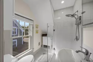 233 Bradford St, Provincetown, MA 02657 - Photo 21