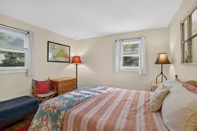 31 Beacon Avenue, Oak Bluffs, MA 02557 - Photo 15