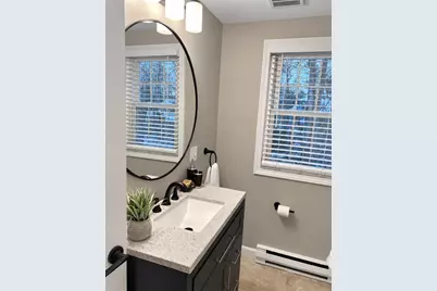135 W Main Street #APT 26, Barnstable, MA 02601 - Photo 7