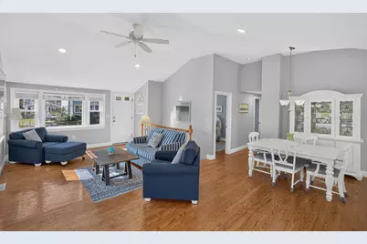 314 Maravista Avenue, Falmouth, MA 02536 - Photo 9