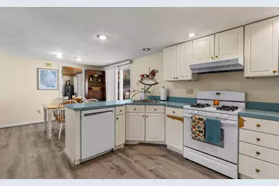 111 Fifth Avenue, Barnstable, MA 02672 - Photo 19