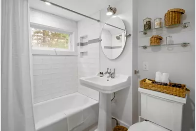 353B Commercial Street #Unit 19 & 20, Provincetown, MA 02657 - Photo 9