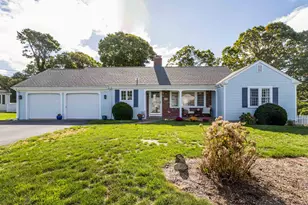 25 Brae Burn Ln, Yarmouth, MA 02664 - Photo 1