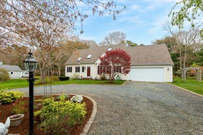 54 Roosevelt Road, Barnstable, MA 02635 - Photo 1