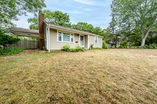 25 Buckwood Dr, Yarmouth, MA 02664 - Photo 1
