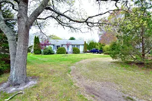 62 Jernegan Ave, Edgartown, MA 02539 - Photo 1