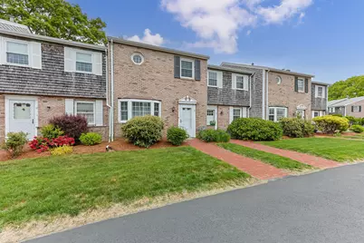 8 Louisburg Square, Barnstable, MA 02632 - Photo 1