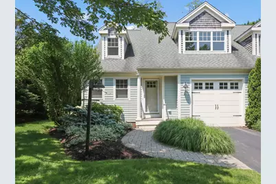 21 Pine Street #1AU, Falmouth, MA 02556 - Photo 1