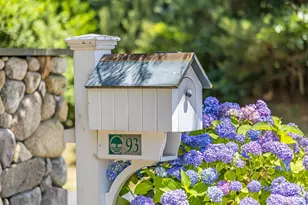 93 Highwood Ln, Falmouth, MA 02536 - Photo 1