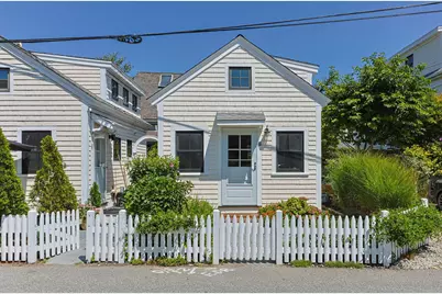 10 Washington Avenue #Unit 2, Provincetown, MA 02657 - Photo 1