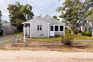 21 Bayberry Ln, Dennis, MA 02639 - Photo 1