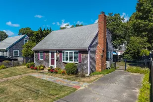 38 Harrington St, Falmouth, MA 02536 - Photo 1